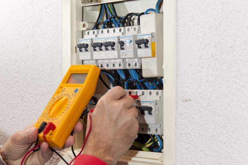 Electricians Longfield